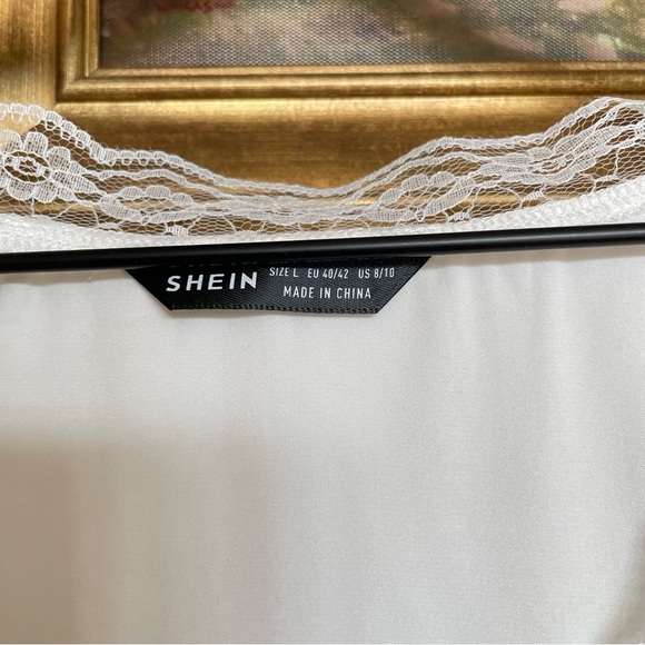 2/$20 Shein Tie-Front Lace Trimmed Crop Top - Picture 5 of 16